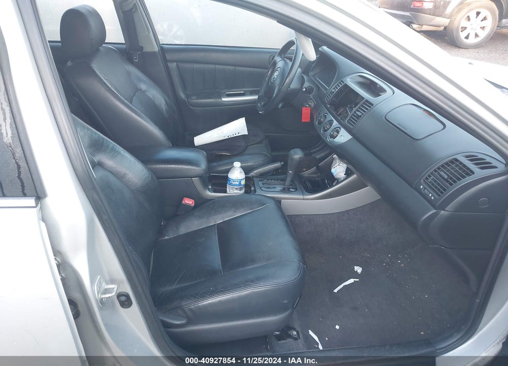 2002 TOYOTA CAMRY LE VIN: 4T1BE32K32U611447