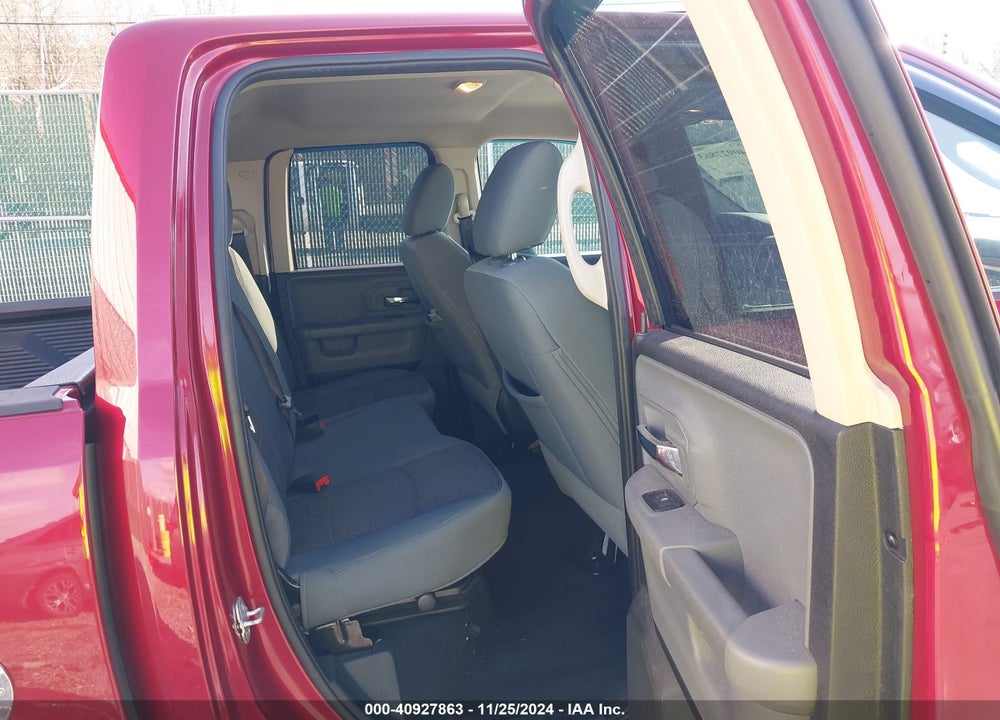 2015 RAM 1500 VIN: 1C6RR7GT0FS625055