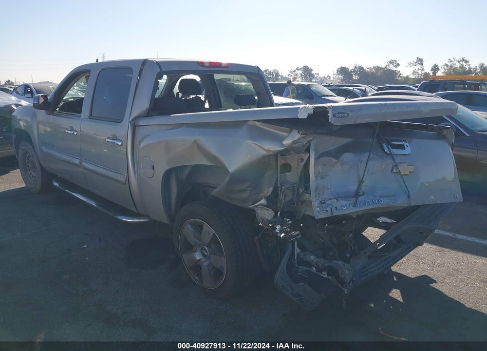 2009 CHEVROLET SILVERADO 1500 LT VIN: 3GCEC230X9G156060