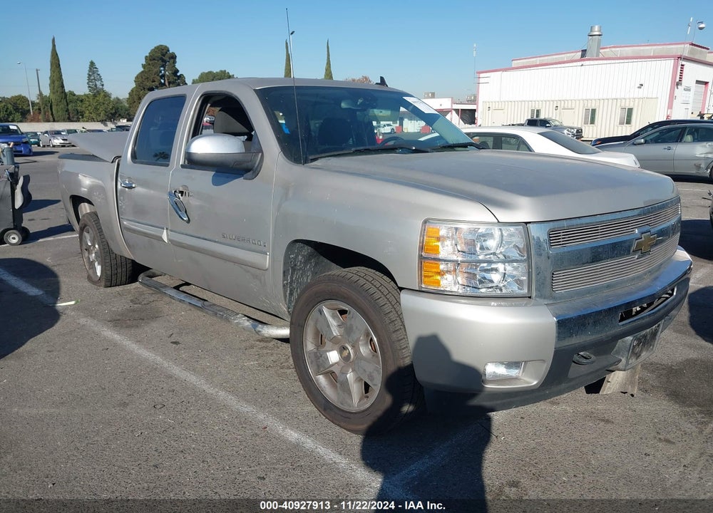 2009 CHEVROLET SILVERADO 1500 LT VIN: 3GCEC230X9G156060