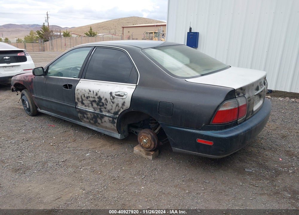 1997 HONDA ACCORD SE VIN: 1HGCD5601VA199407