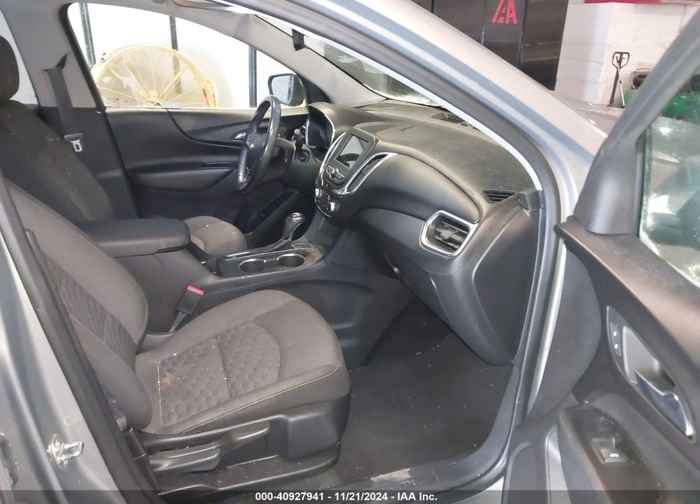 2019 CHEVROLET EQUINOX LT VIN: 3GNAXUEV2KS545373