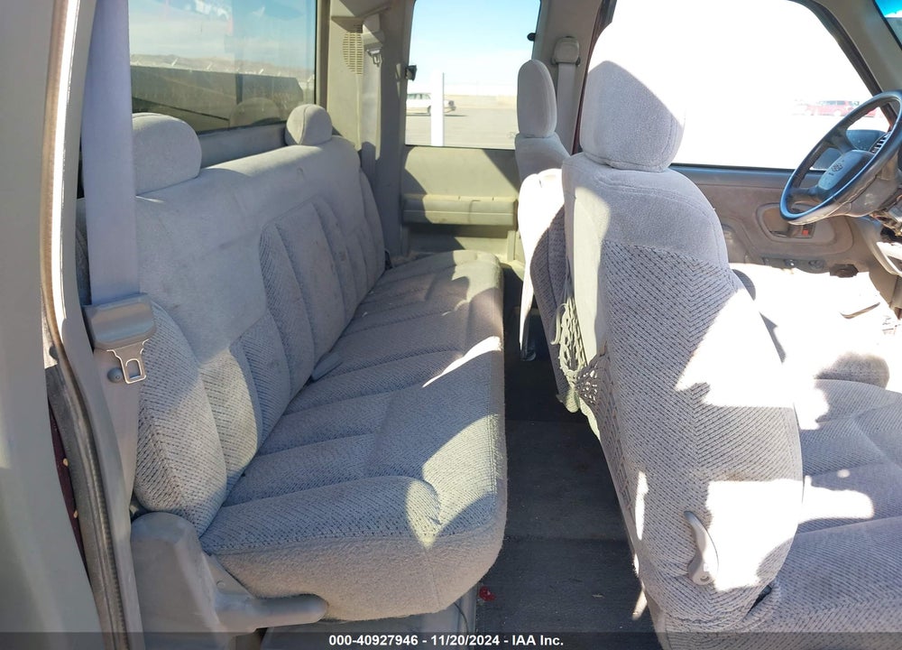 1998 CHEVROLET K1500 FLEETSIDE VIN: 1GCEK19R8WR157173