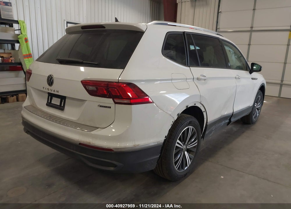 2024 VOLKSWAGEN TIGUAN 2.0T SE/WOLFSBURG EDITION VIN: 3VV2B7AX6RM204160