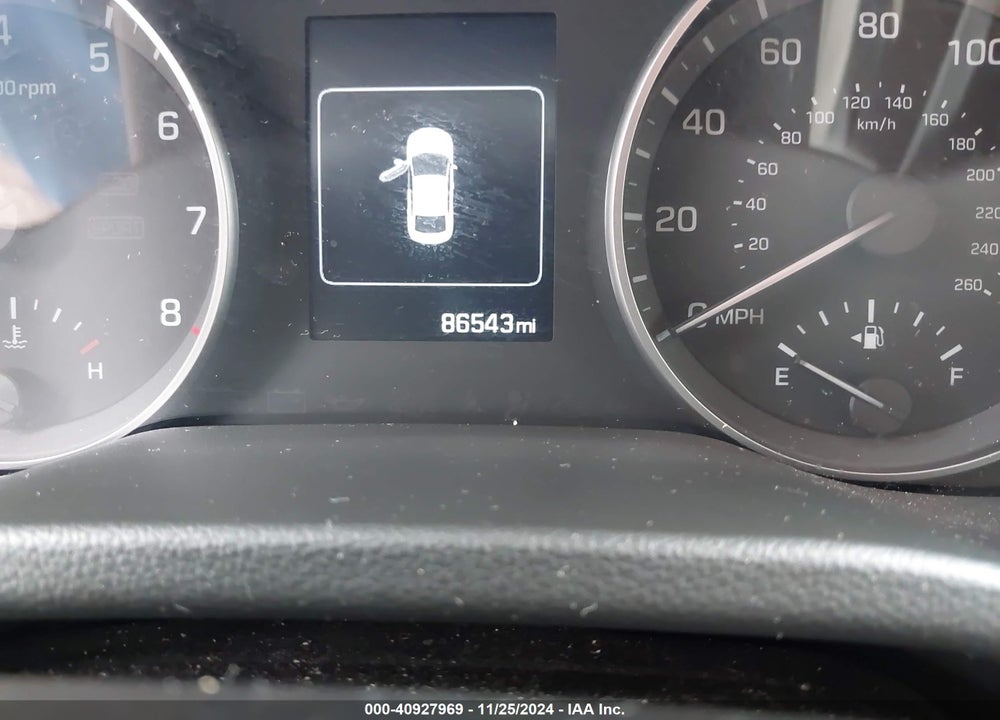 2018 HYUNDAI ELANTRA VIN: 5NPD84LF8JH226292