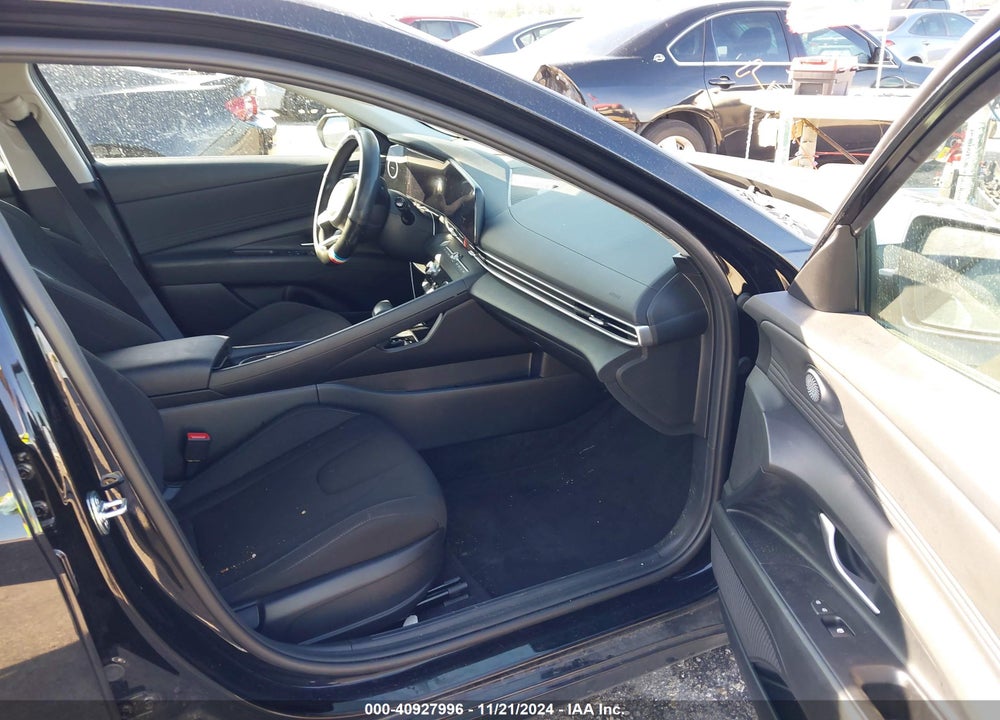 2024 HYUNDAI ELANTRA SEL VIN: KMHLS4DG1RU687335