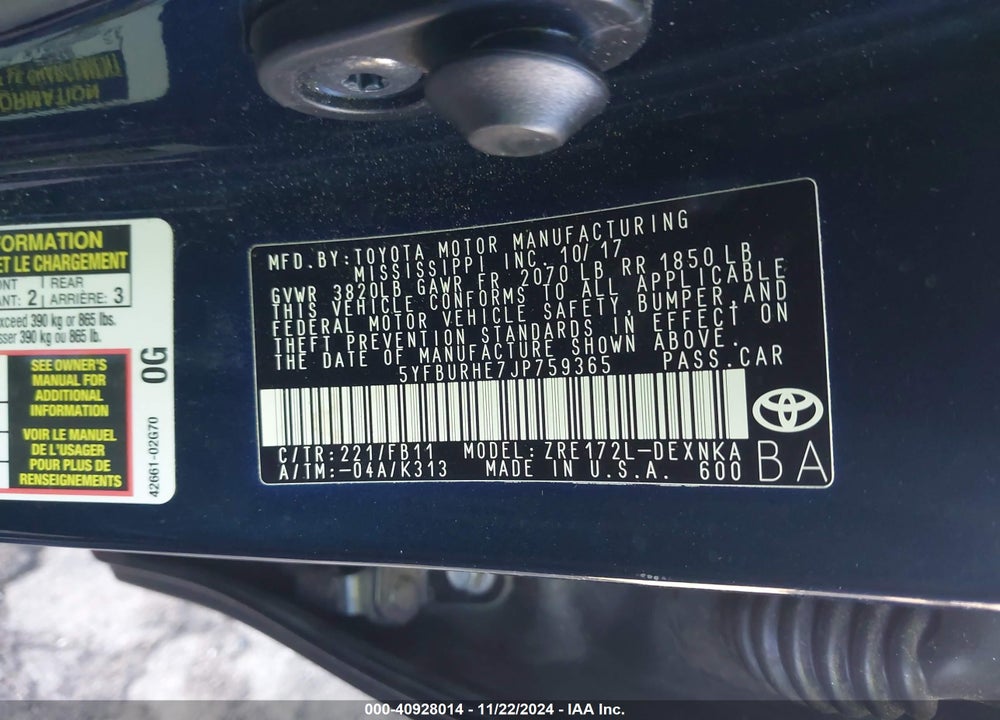 2018 TOYOTA COROLLA LE VIN: 5YFBURHE7JP759365