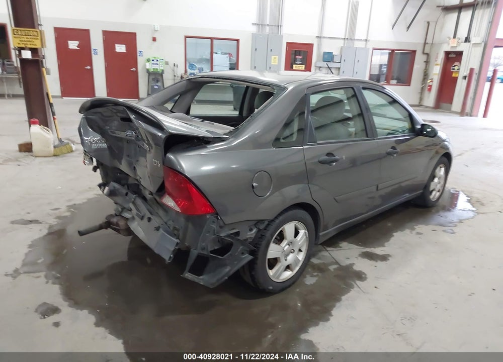 2003 FORD FOCUS ZTS VIN: 1FAHP38303W306878