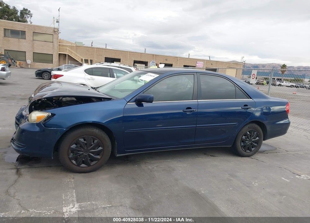 2004 TOYOTA CAMRY LE VIN: 4T1BE32KX4U379335