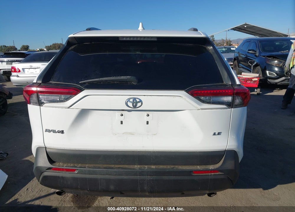 2019 TOYOTA RAV4 LE VIN: 2T3H1RFV1KC006655