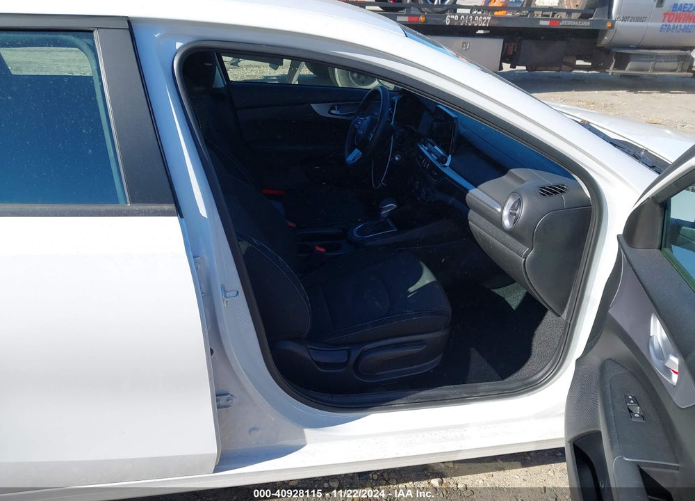 2023 KIA FORTE LXS VIN: 3KPF24AD4PE580058