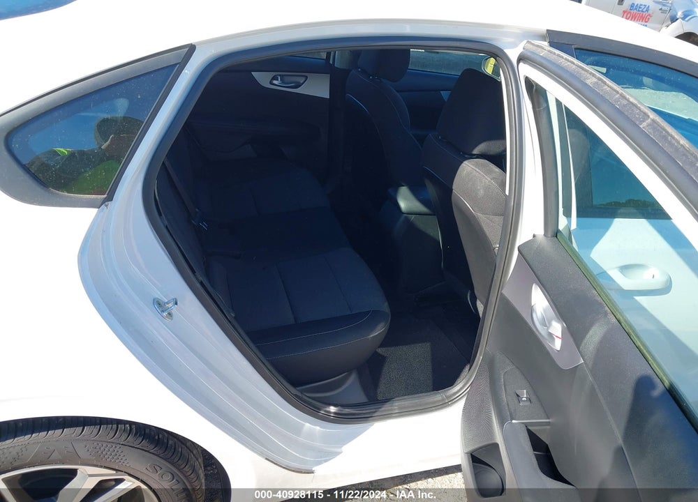 2023 KIA FORTE LXS VIN: 3KPF24AD4PE580058