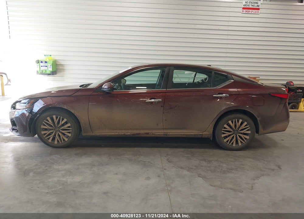 2023 NISSAN ALTIMA SV FWD VIN: 1N4BL4DV8PN322675