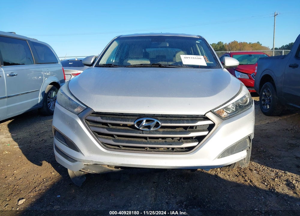 2016 HYUNDAI TUCSON SE VIN: KM8J23A45GU089421