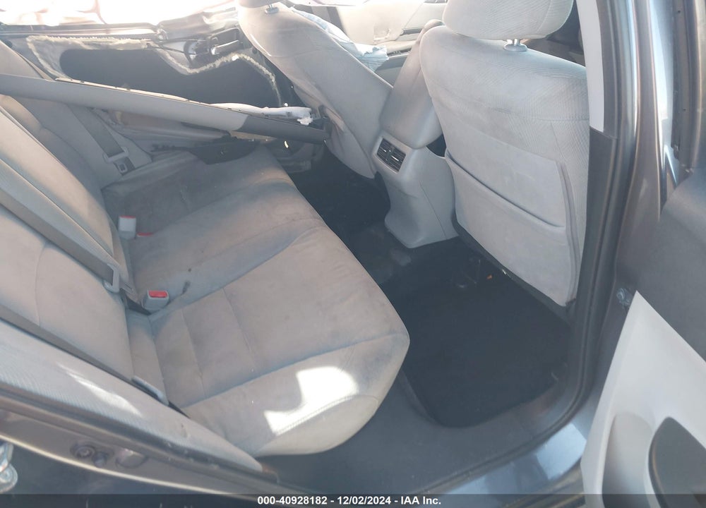 2017 HONDA ACCORD EX VIN: 1HGCR2F79HA303868