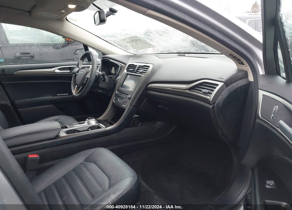 2017 FORD FUSION SE VIN: 3FA6P0H95HR353439