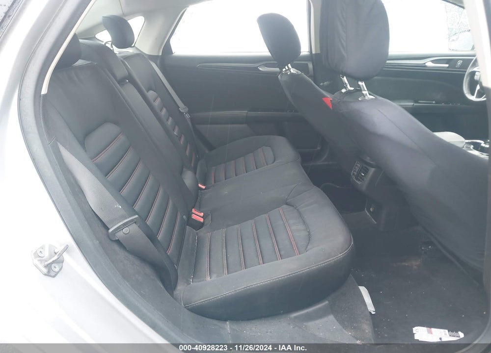 2016 FORD FUSION SE VIN: 3FA6P0HD0GR152969
