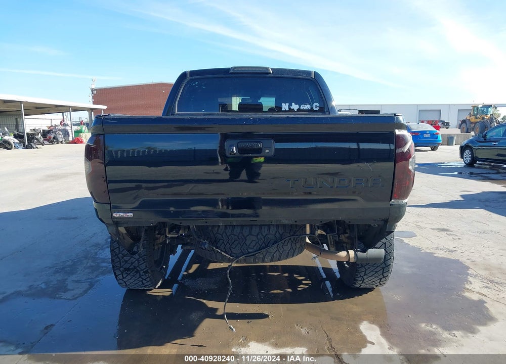2018 TOYOTA TUNDRA SR5 4.6L V8 VIN: 5TFEM5F18JX131046