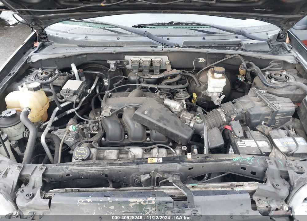 2005 FORD ESCAPE XLT VIN: 1FMCU93155KC21787