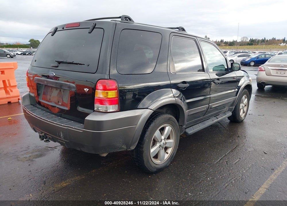 2005 FORD ESCAPE XLT VIN: 1FMCU93155KC21787