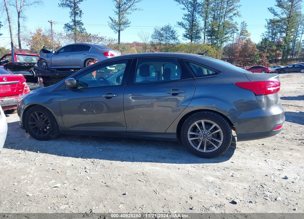 2018 FORD FOCUS SE VIN: 1FADP3F24JL207102