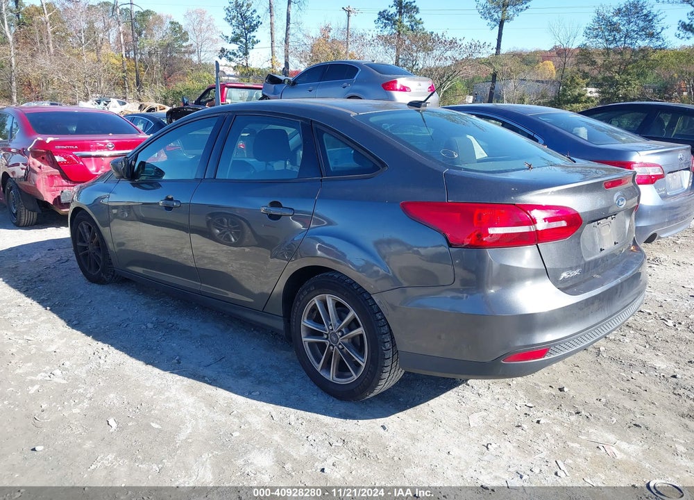 2018 FORD FOCUS SE VIN: 1FADP3F24JL207102