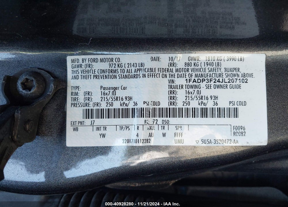 2018 FORD FOCUS SE VIN: 1FADP3F24JL207102