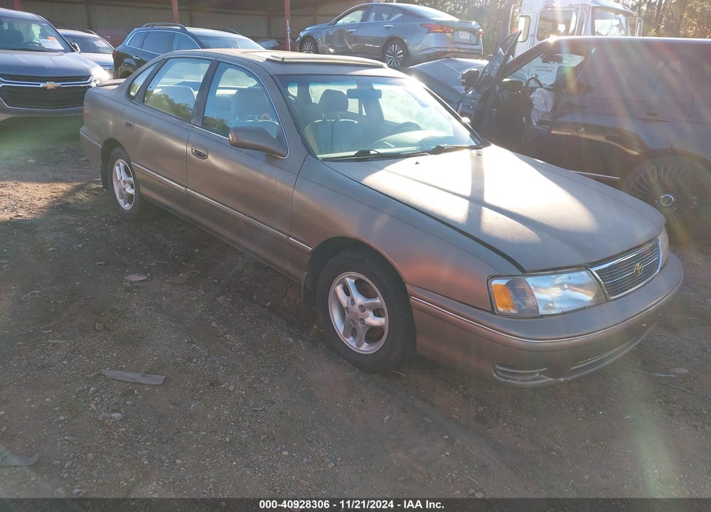 1999 TOYOTA AVALON XL VIN: 4T1BF18B1XU318999