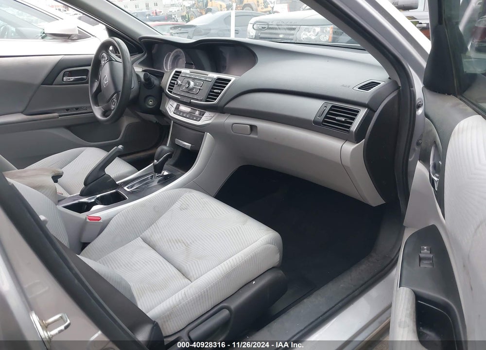2015 HONDA ACCORD LX VIN: 1HGCR2F30FA075009