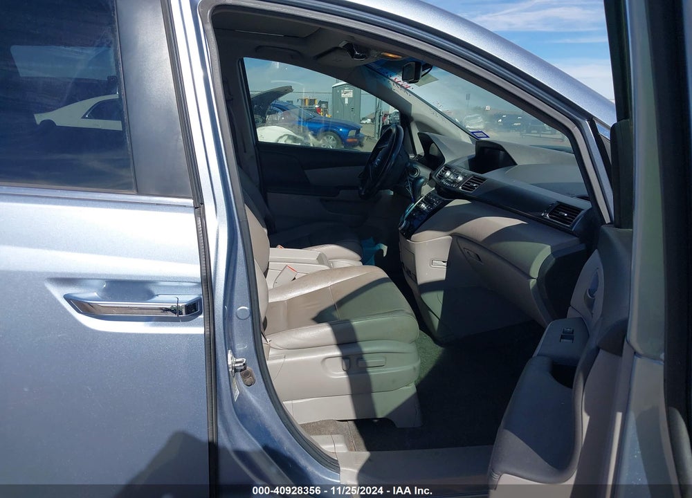 2011 HONDA ODYSSEY EX-L VIN: 5FNRL5H67BB078350