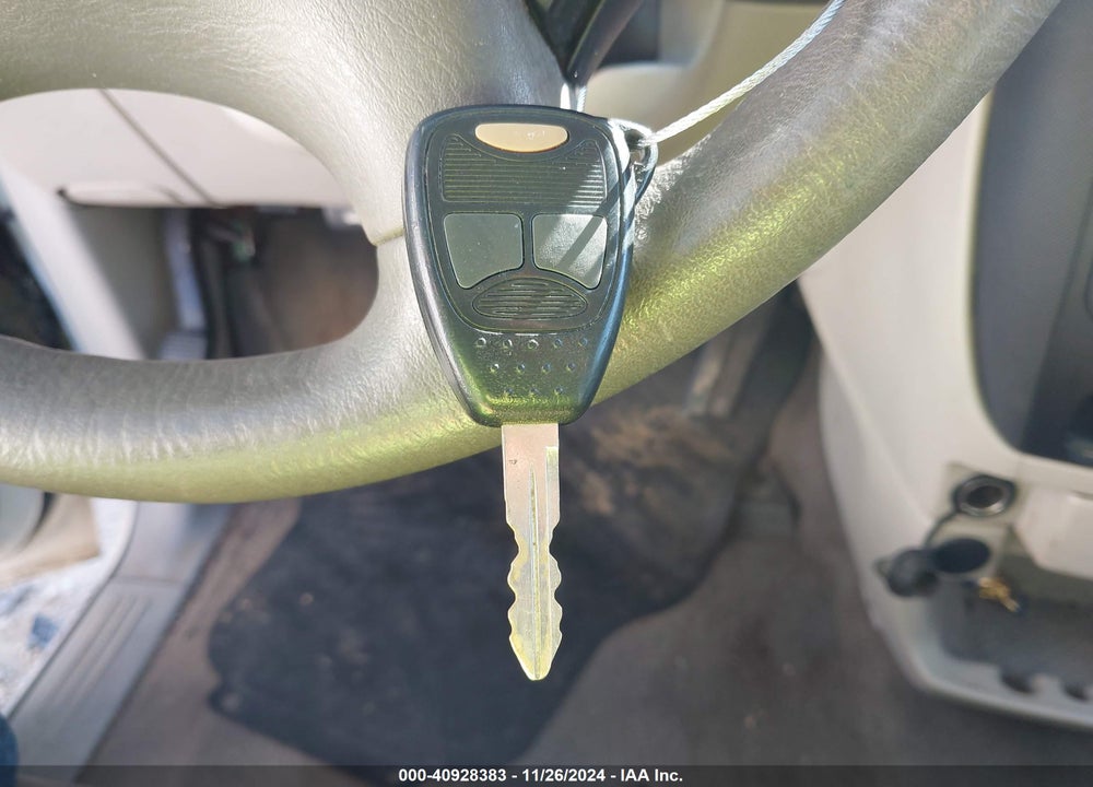 2005 DODGE GRAND CARAVAN SE VIN: 1D4GP24R15B149868