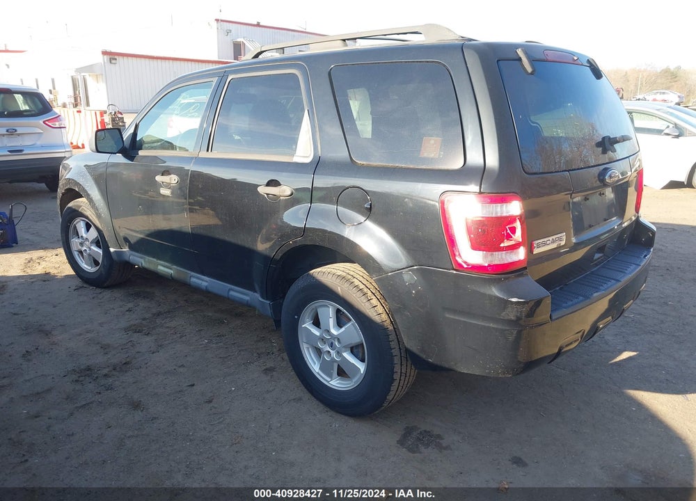 2010 FORD ESCAPE XLT VIN: 1FMCU9D75AKC67567