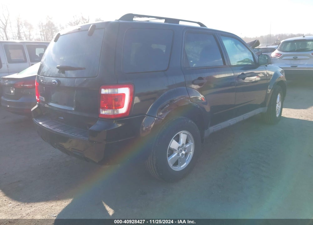 2010 FORD ESCAPE XLT VIN: 1FMCU9D75AKC67567