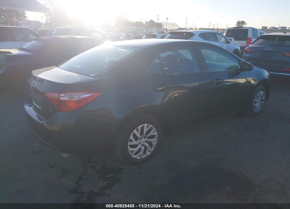 2018 TOYOTA COROLLA LE VIN: 2T1BURHE5JC072580