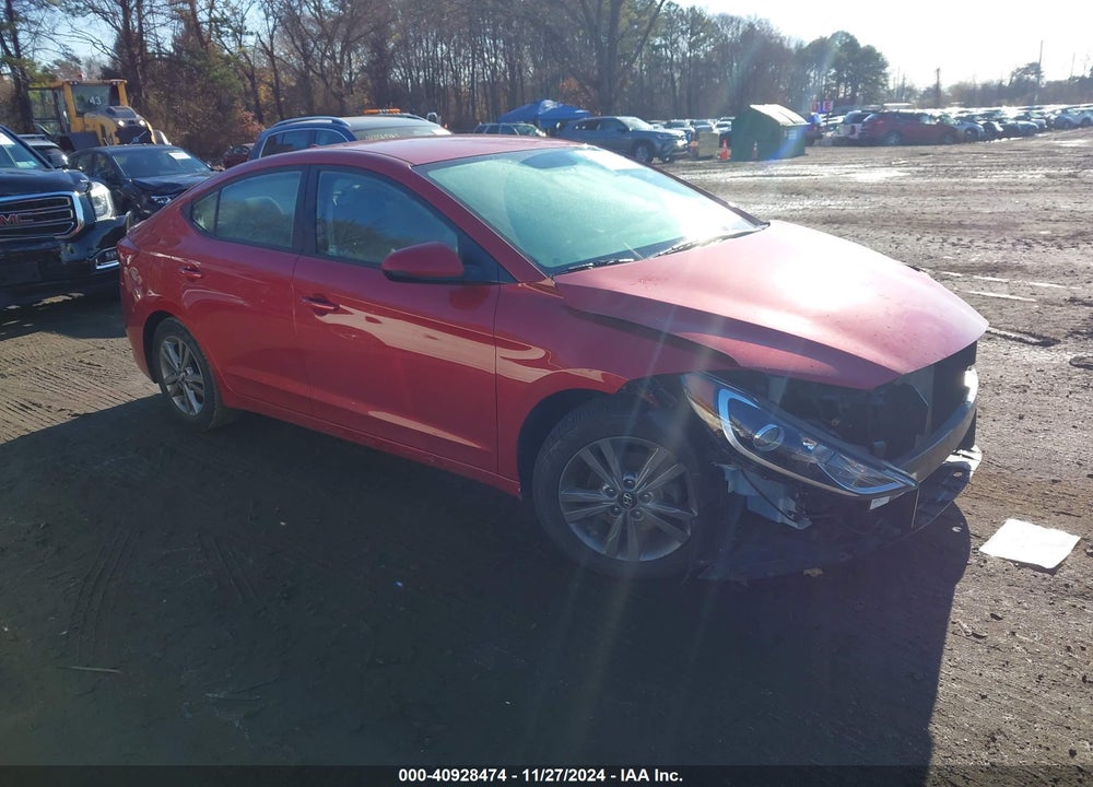 2018 HYUNDAI ELANTRA SEL VIN: 5NPD84LF4JH268040