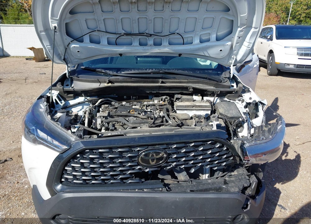 2022 TOYOTA COROLLA CROSS LE VIN: 7MUBAAAG5NV002148