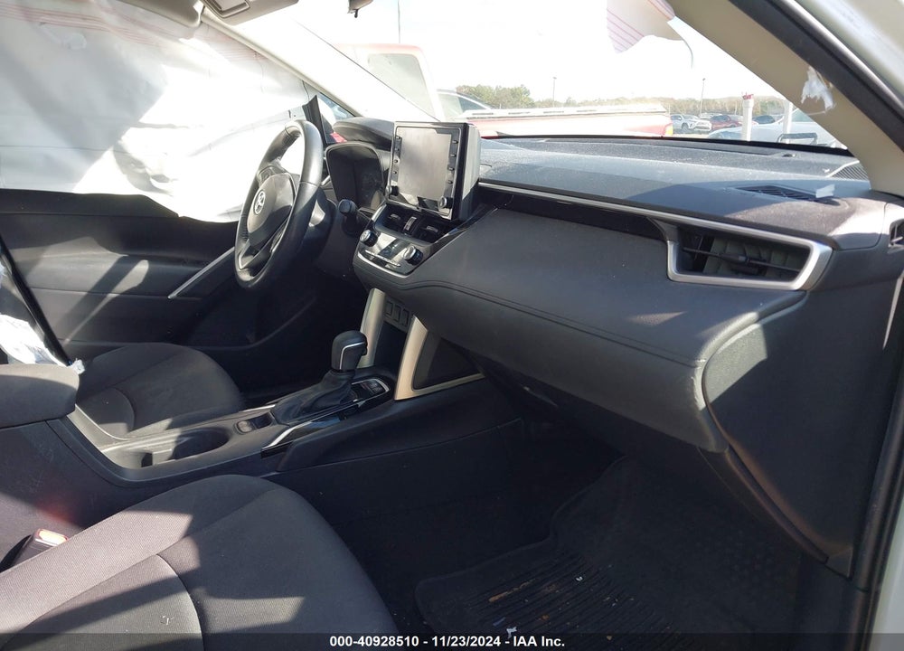 2022 TOYOTA COROLLA CROSS LE VIN: 7MUBAAAG5NV002148