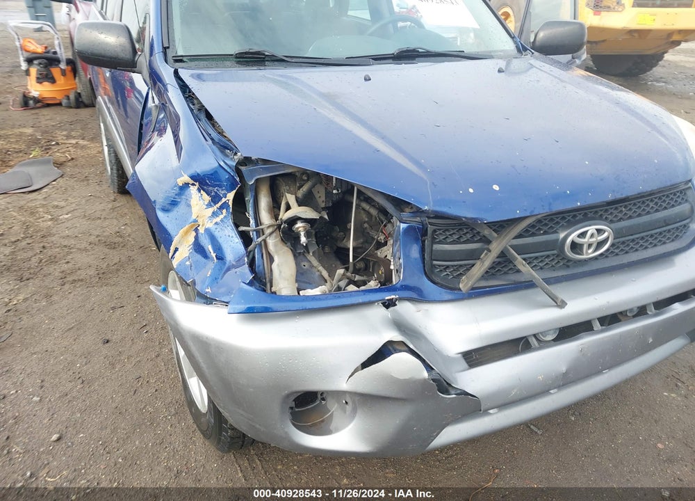 2004 TOYOTA RAV4 VIN: JTEGD20V240002733