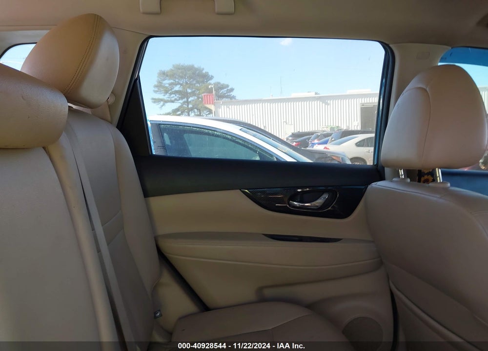 2019 NISSAN ROGUE SL VIN: 5N1AT2MV0KC704466
