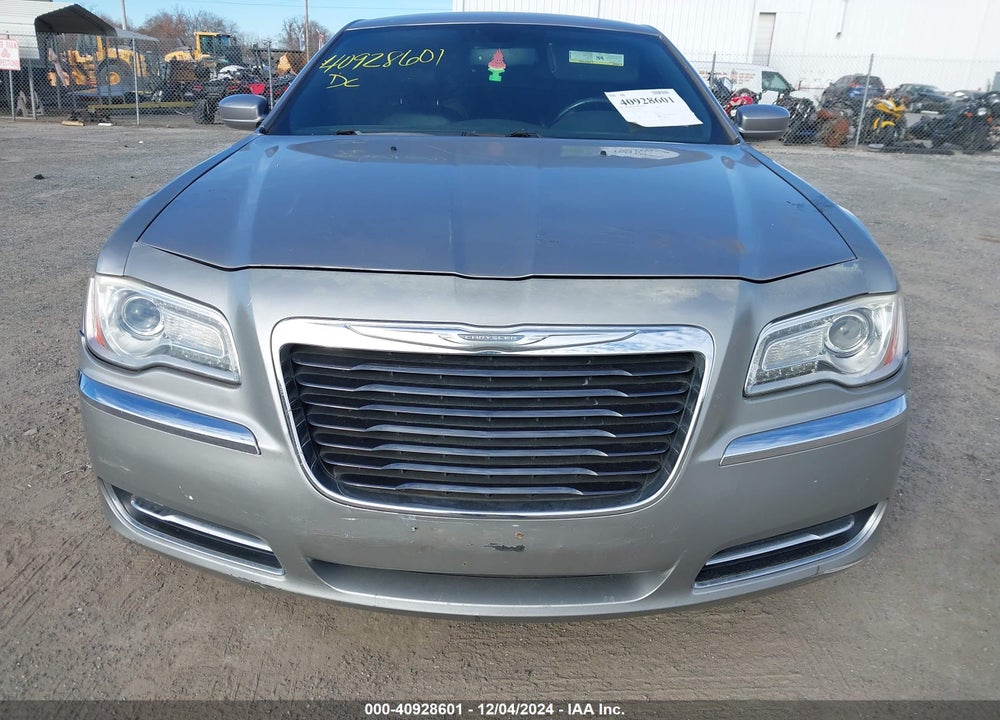 2013 CHRYSLER 300 MOTOWN VIN: 2C3CCAAG4DH572376
