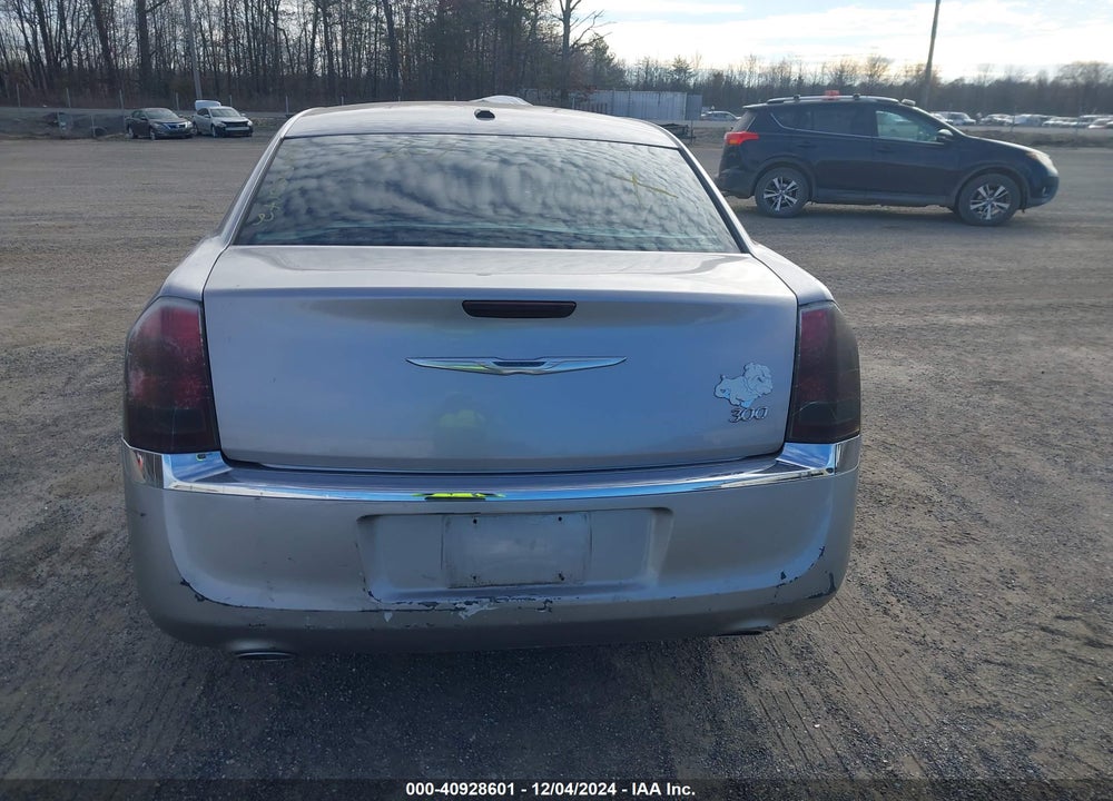 2013 CHRYSLER 300 MOTOWN VIN: 2C3CCAAG4DH572376