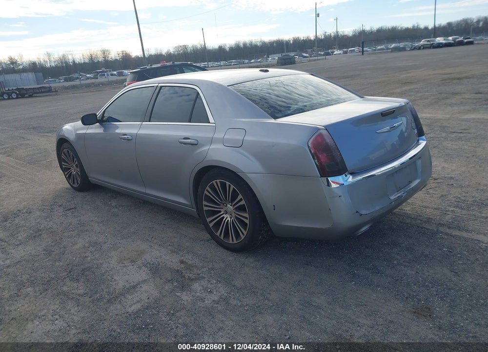 2013 CHRYSLER 300 MOTOWN VIN: 2C3CCAAG4DH572376