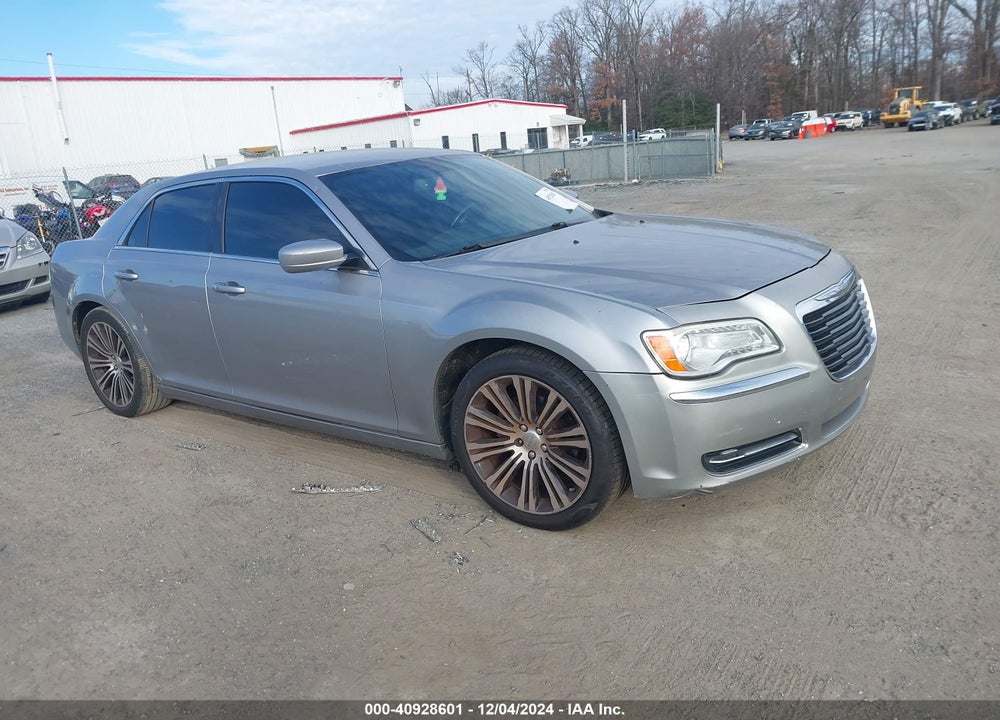 2013 CHRYSLER 300 MOTOWN VIN: 2C3CCAAG4DH572376