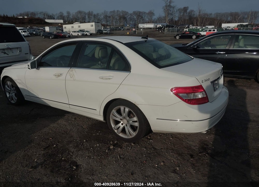 2010 MERCEDES-BENZ C 300 LUXURY 4MATIC/SPORT 4MATIC VIN: WDDGF8BB7AF466037