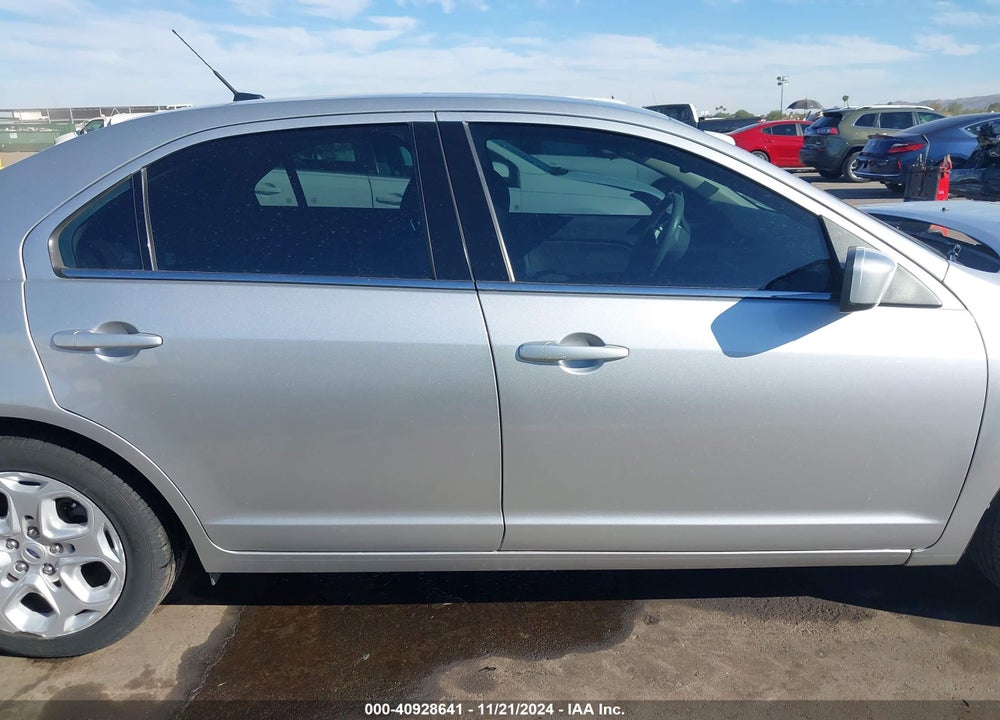 2011 FORD FUSION SE VIN: 3FAHP0HA7BR178637