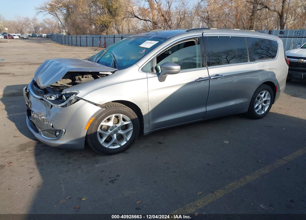 2018 CHRYSLER PACIFICA TOURING PLUS VIN: 2C4RC1FG9JR126423