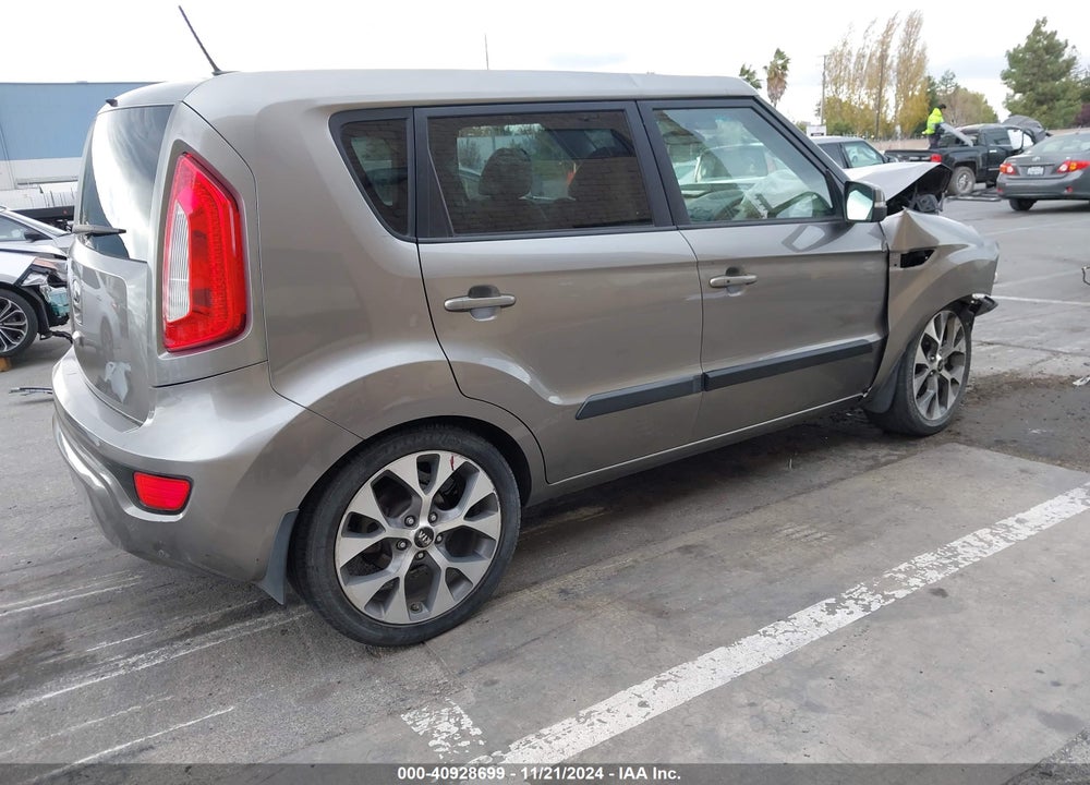 2013 KIA SOUL VIN: KNDJT2A66D7617880