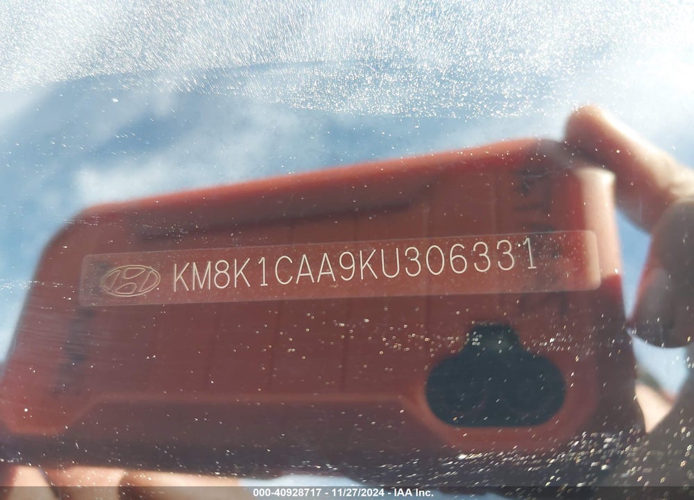 2019 HYUNDAI KONA SE VIN: KM8K1CAA9KU306331