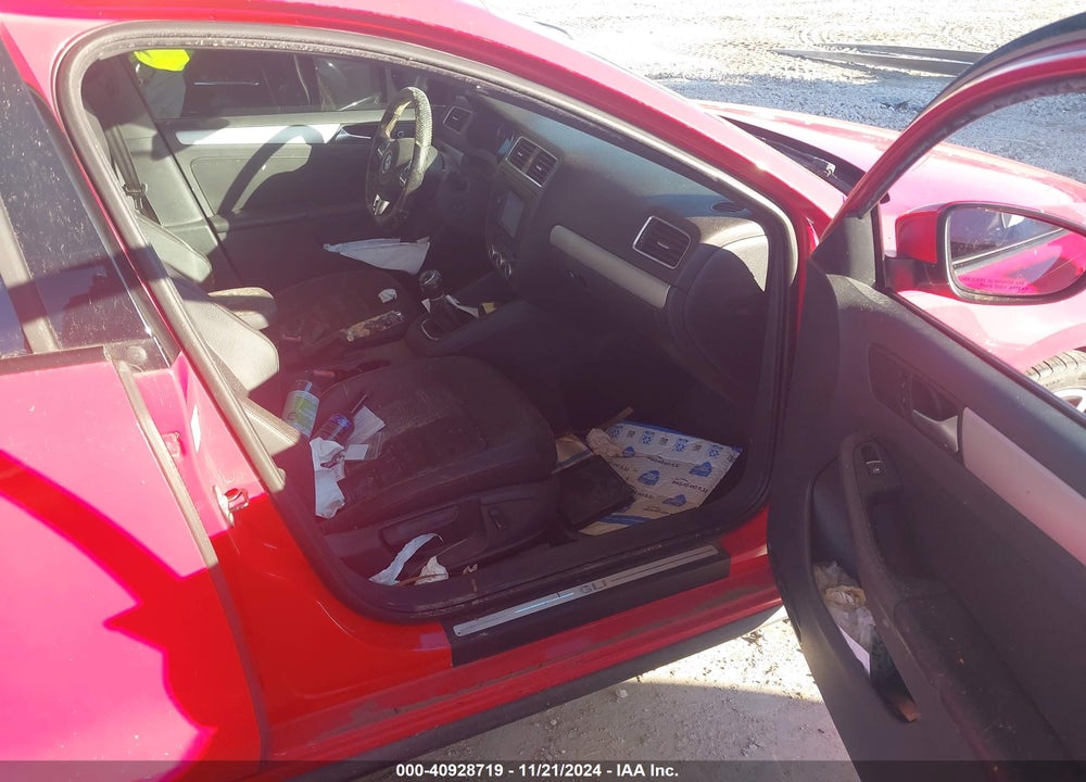 2013 VOLKSWAGEN JETTA GLI AUTOBAHN W/NAV VIN: 3VW5A7AJ4DM275311