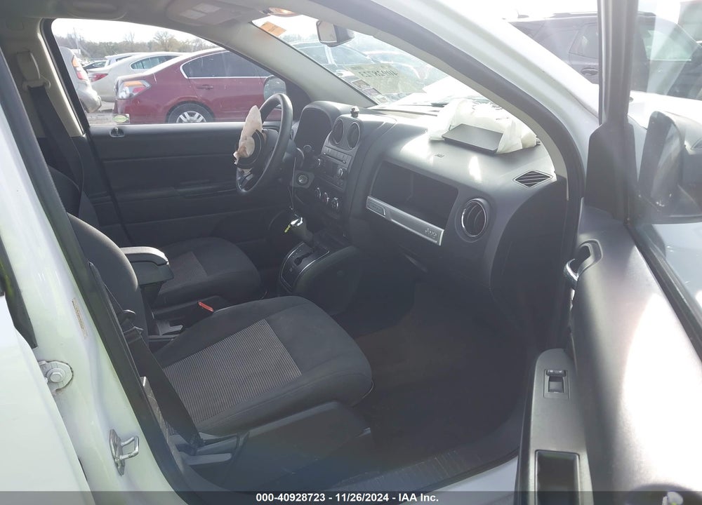2016 JEEP COMPASS SPORT VIN: 1C4NJCBA7GD675714